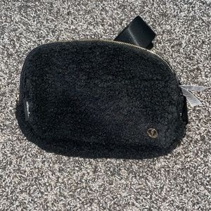 NWT Lululemon Fleece Everywhere Belt Bag